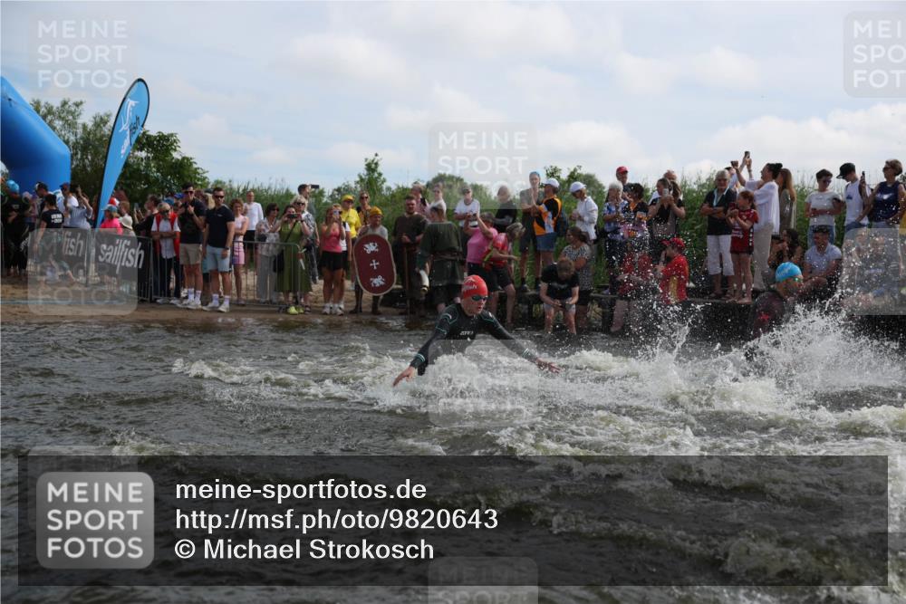 21.06.2026 - Viking Triathlon Michael Strokosch http://msf.ph/oto/9820643 21.06.2026 10:00:40 Schwimmen 25, 31, 46, 104, 176, 334, 371, 422, 426, 441, 453, 474, 548, 620, 626 meine-sportfotos.de