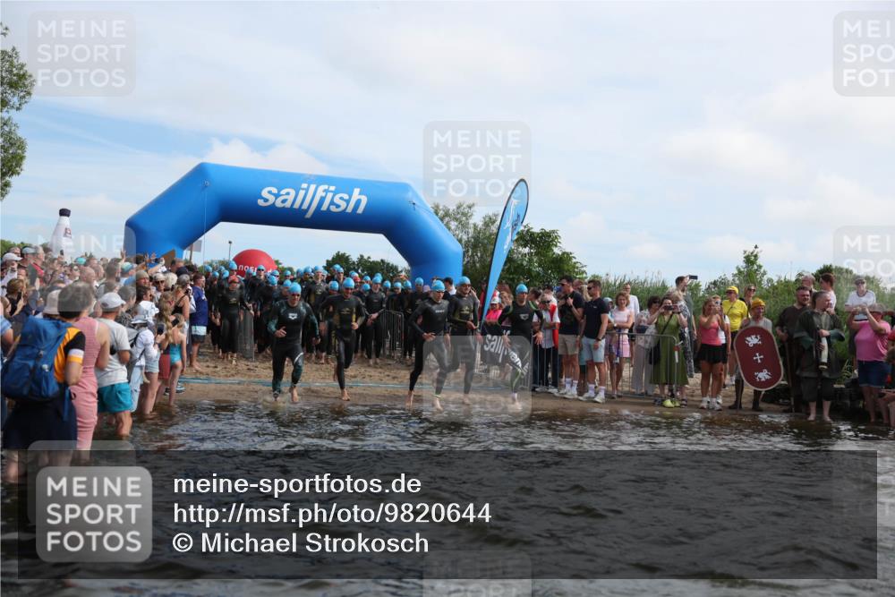 21.06.2026 - Viking Triathlon Michael Strokosch http://msf.ph/oto/9820644 21.06.2026 10:00:43 Schwimmen 46, 104, 119, 176, 371, 426, 441, 453, 548, 620, 626, 643 meine-sportfotos.de