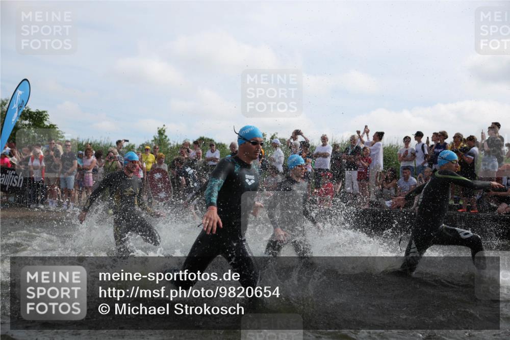 21.06.2026 - Viking Triathlon Michael Strokosch http://msf.ph/oto/9820654 21.06.2026 10:00:45 Schwimmen 46, 104, 119, 176, 371, 426, 441, 453, 466, 548, 565, 569, 620, 626, 643 meine-sportfotos.de