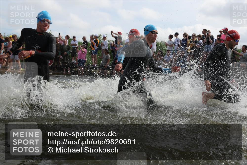21.06.2026 - Viking Triathlon Michael Strokosch http://msf.ph/oto/9820691 21.06.2026 10:01:01 Schwimmen 14, 17, 27, 42, 74, 98, 180, 218, 249, 337, 454, 506, 527, 623, 640 meine-sportfotos.de