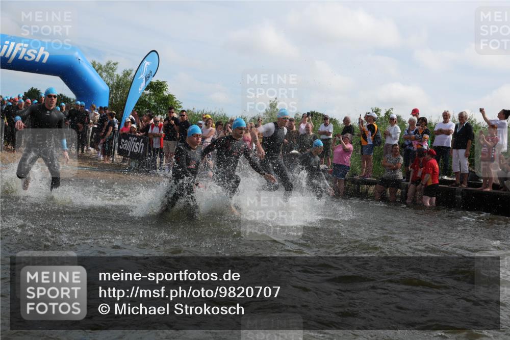 21.06.2026 - Viking Triathlon Michael Strokosch http://msf.ph/oto/9820707 21.06.2026 10:01:08 Schwimmen 5, 14, 17, 169, 180, 249, 270, 337, 342, 383, 506, 527, 623 meine-sportfotos.de