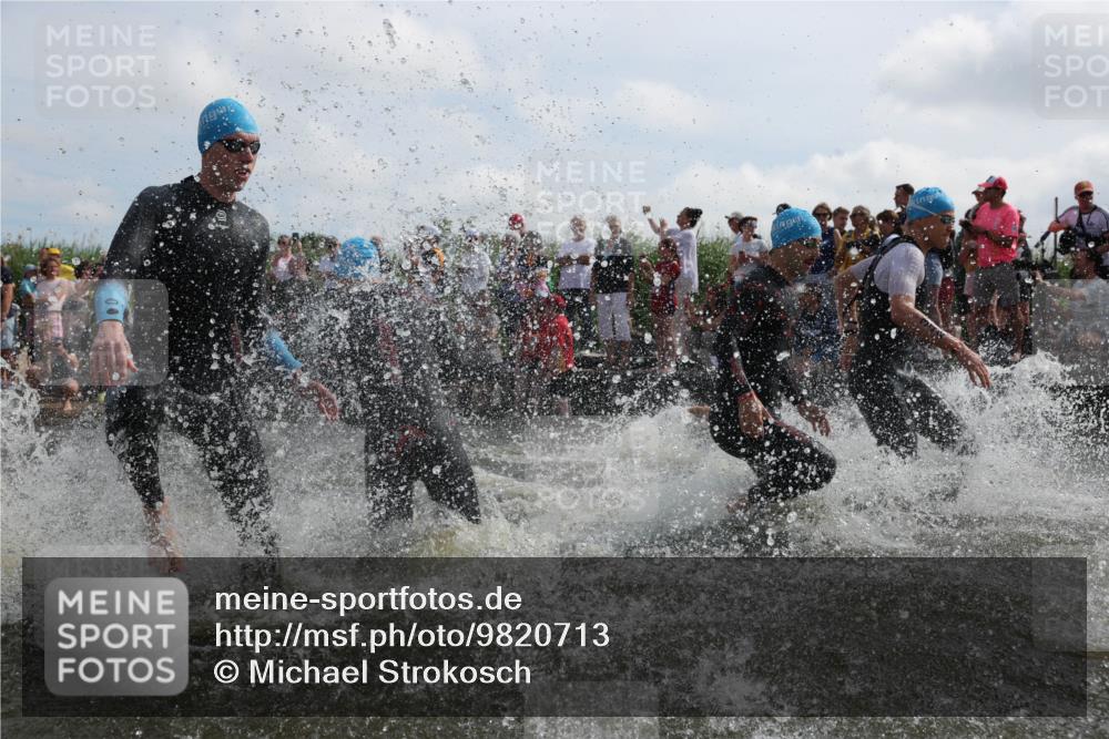 21.06.2026 - Viking Triathlon Michael Strokosch http://msf.ph/oto/9820713 21.06.2026 10:01:10 Schwimmen 5, 14, 65, 89, 169, 180, 249, 270, 280, 337, 342, 383, 447, 486, 527 meine-sportfotos.de