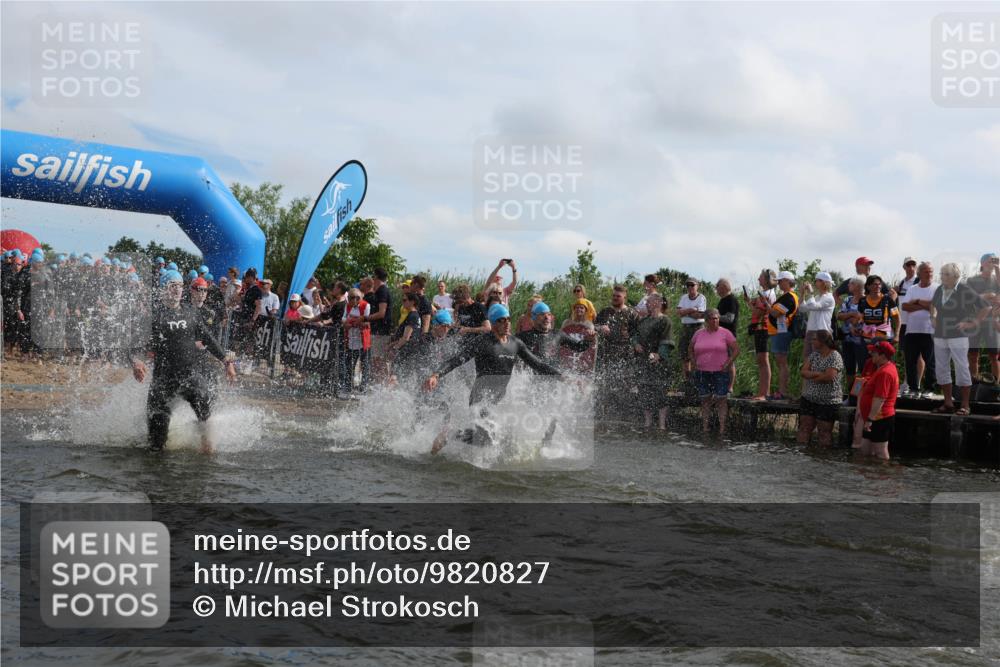 21.06.2026 - Viking Triathlon Michael Strokosch http://msf.ph/oto/9820827 21.06.2026 10:02:08 Schwimmen 43, 90, 154, 226, 394, 410, 446, 501, 524, 606, 625, 660 meine-sportfotos.de