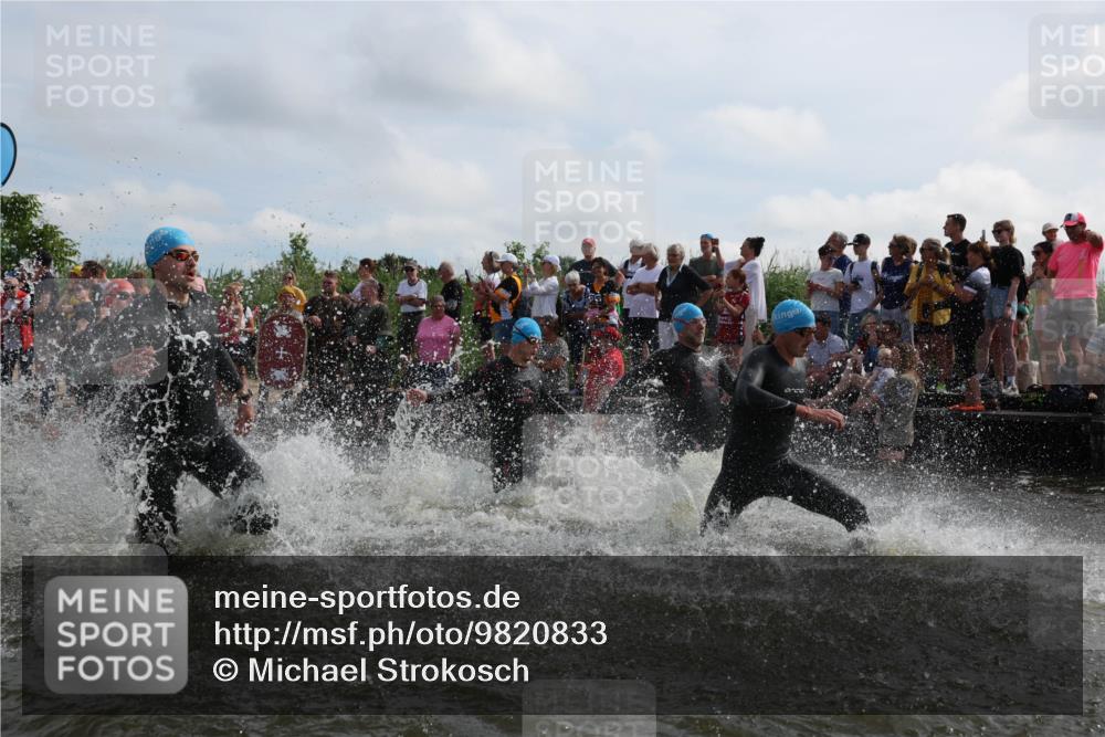 21.06.2026 - Viking Triathlon Michael Strokosch http://msf.ph/oto/9820833 21.06.2026 10:02:10 Schwimmen 43, 90, 102, 152, 154, 226, 410, 438, 446, 501, 524, 536, 537, 625, 660 meine-sportfotos.de