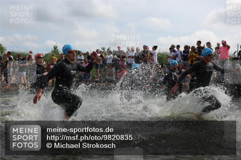 21.06.2026 - Viking Triathlon Michael Strokosch http://msf.ph/oto/9820835 21.06.2026 10:02:10 Schwimmen 43, 90, 102, 152, 154, 226, 410, 438, 446, 501, 524, 536, 537, 625, 660 meine-sportfotos.de