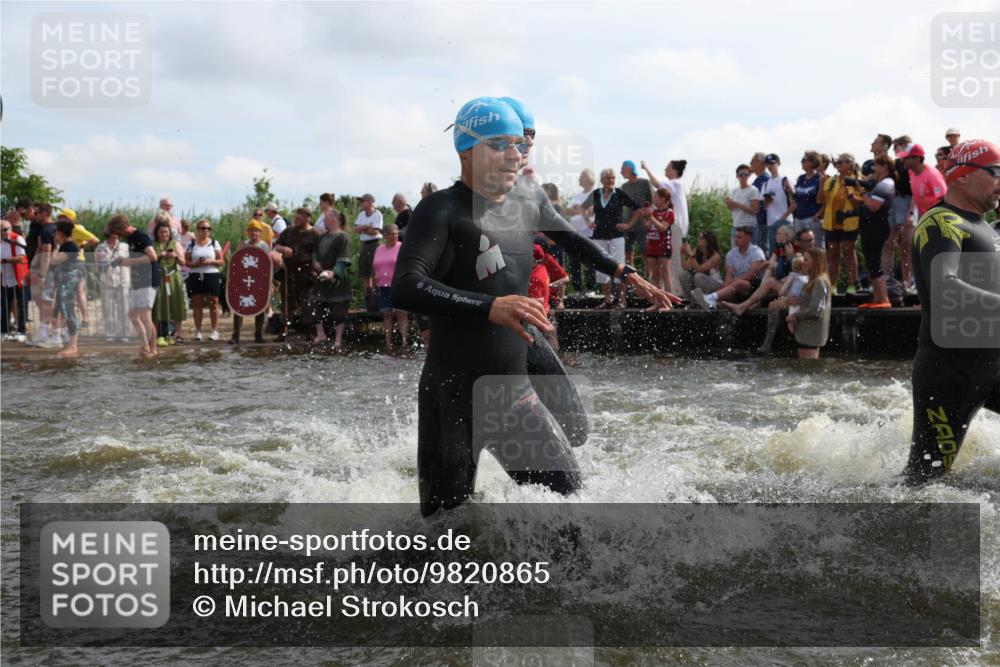 21.06.2026 - Viking Triathlon Michael Strokosch http://msf.ph/oto/9820865 21.06.2026 10:02:21 Schwimmen 47, 87, 102, 136, 142, 152, 255, 360, 392, 430, 438, 490, 536, 537, 655 meine-sportfotos.de