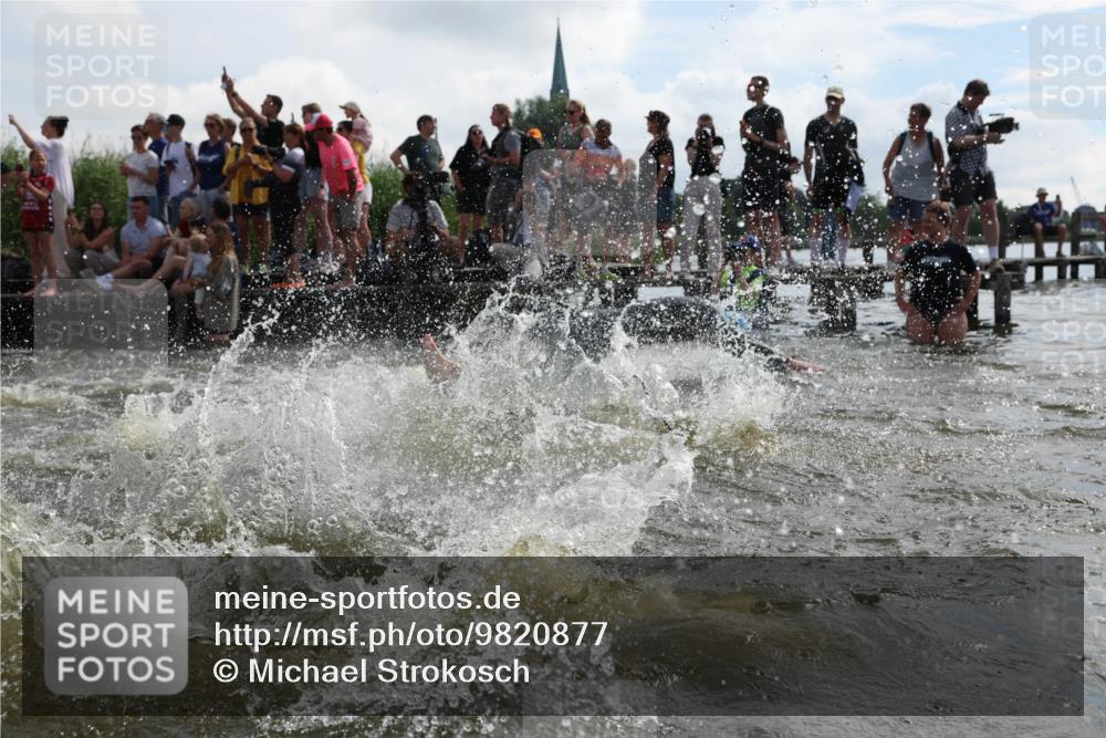 21.06.2026 - Viking Triathlon Michael Strokosch http://msf.ph/oto/9820877 21.06.2026 10:02:26 Schwimmen 47, 87, 126, 136, 142, 220, 255, 325, 360, 392, 430, 490, 604, 651, 655 meine-sportfotos.de