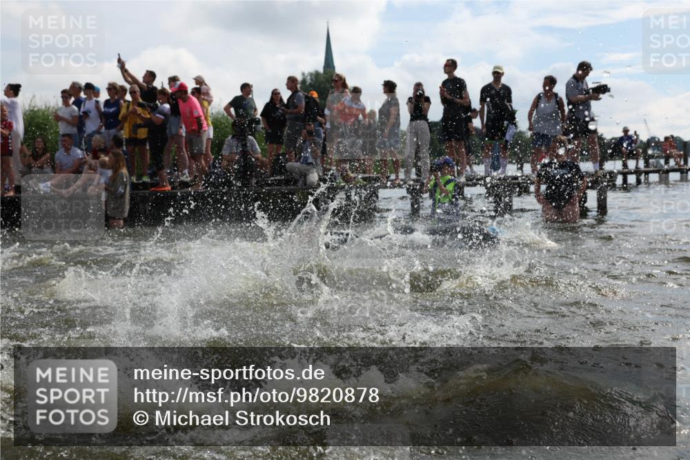21.06.2026 - Viking Triathlon Michael Strokosch http://msf.ph/oto/9820878 21.06.2026 10:02:26 Schwimmen 47, 87, 126, 136, 142, 220, 255, 325, 360, 392, 430, 490, 604, 651, 655 meine-sportfotos.de