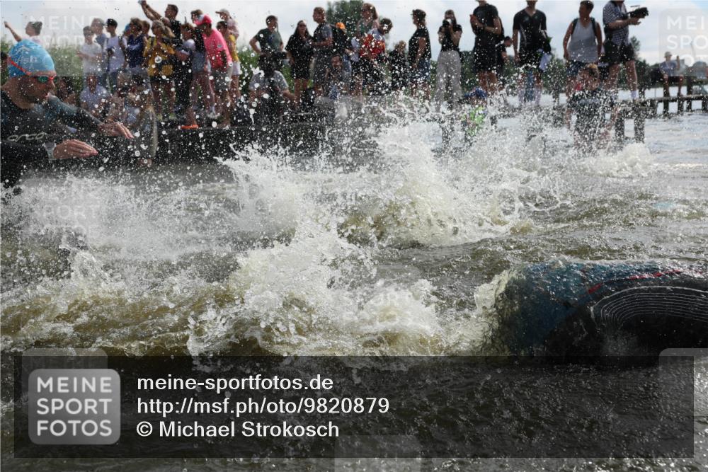 21.06.2026 - Viking Triathlon Michael Strokosch http://msf.ph/oto/9820879 21.06.2026 10:02:27 Schwimmen 47, 87, 126, 136, 142, 220, 255, 325, 360, 392, 430, 490, 604, 651, 655 meine-sportfotos.de