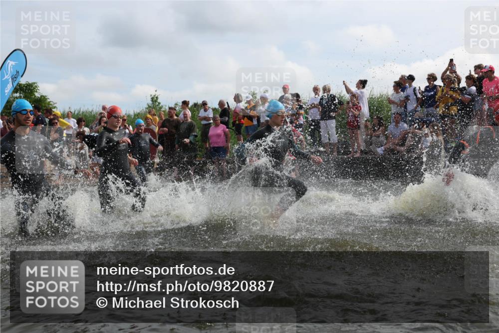21.06.2026 - Viking Triathlon Michael Strokosch http://msf.ph/oto/9820887 21.06.2026 10:02:31 Schwimmen 83, 100, 126, 142, 220, 255, 325, 360, 392, 430, 513, 560, 579, 604, 651 meine-sportfotos.de