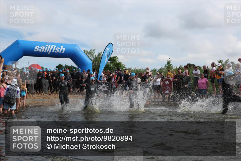 21.06.2026 - Viking Triathlon Michael Strokosch http://msf.ph/oto/9820894 21.06.2026 10:02:34 Schwimmen 83, 99, 100, 126, 220, 325, 386, 462, 485, 513, 560, 579, 604, 651 meine-sportfotos.de