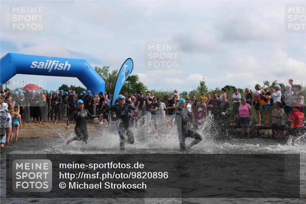 21.06.2026 - Viking Triathlon Michael Strokosch http://msf.ph/oto/9820896 21.06.2026 10:02:34 Schwimmen 83, 99, 100, 126, 220, 325, 386, 462, 485, 513, 560, 579, 604, 651 meine-sportfotos.de