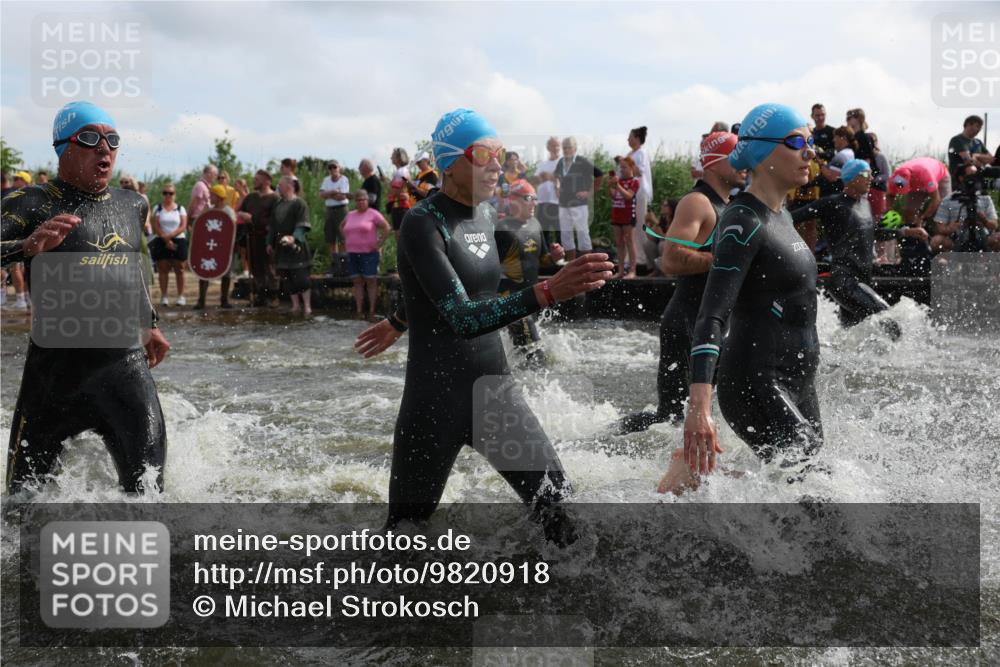21.06.2026 - Viking Triathlon Michael Strokosch http://msf.ph/oto/9820918 21.06.2026 10:02:46 Schwimmen 16, 20, 73, 99, 171, 186, 315, 372, 386, 440, 462, 485, 553, 636, 653 meine-sportfotos.de