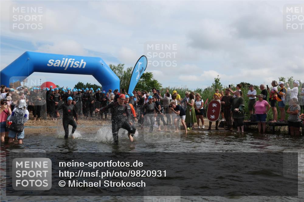 21.06.2026 - Viking Triathlon Michael Strokosch http://msf.ph/oto/9820931 21.06.2026 10:02:54 Schwimmen 20, 64, 73, 111, 171, 219, 233, 315, 395, 407, 475, 530, 546, 553, 634 meine-sportfotos.de