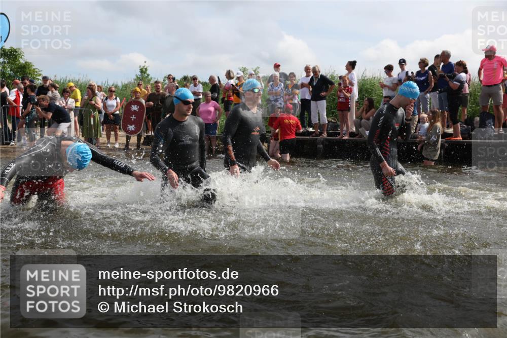 21.06.2026 - Viking Triathlon Michael Strokosch http://msf.ph/oto/9820966 21.06.2026 10:03:06 Schwimmen 49, 80, 82, 199, 200, 233, 348, 356, 395, 404, 407, 475, 545, 546, 612 meine-sportfotos.de
