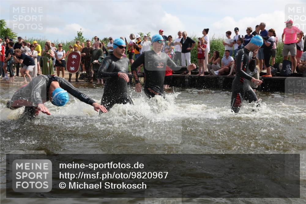21.06.2026 - Viking Triathlon Michael Strokosch http://msf.ph/oto/9820967 21.06.2026 10:03:06 Schwimmen 49, 80, 82, 199, 200, 233, 348, 356, 395, 404, 407, 475, 545, 546, 612 meine-sportfotos.de