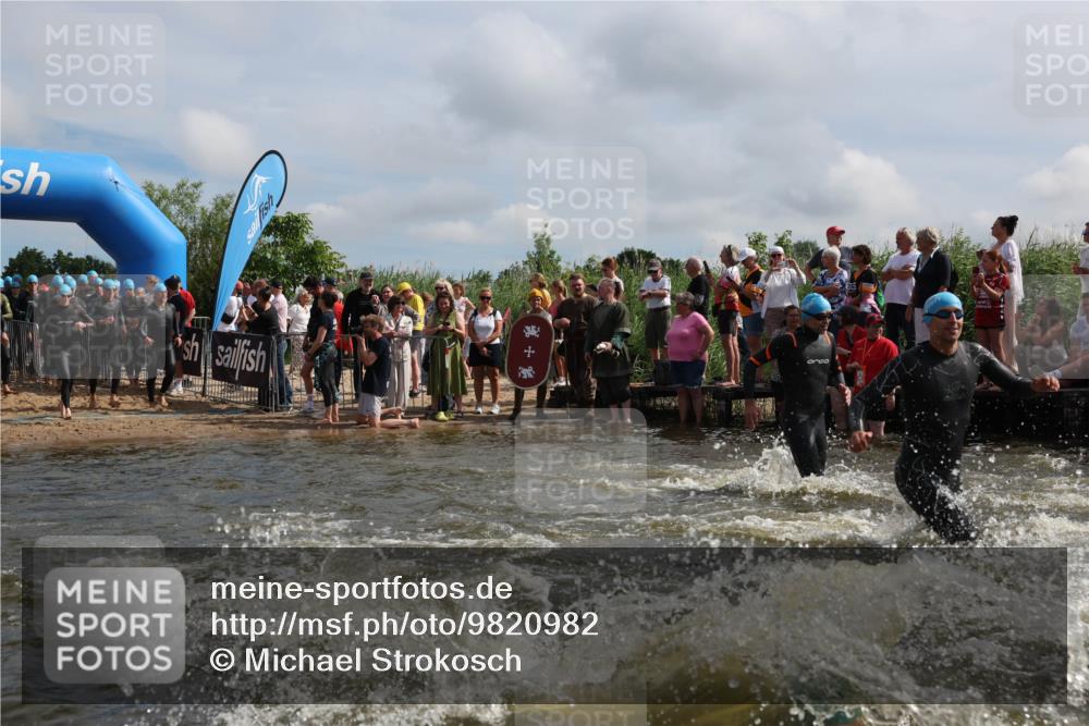 21.06.2026 - Viking Triathlon Michael Strokosch http://msf.ph/oto/9820982 21.06.2026 10:03:12 Schwimmen 49, 68, 80, 82, 170, 199, 200, 208, 348, 352, 356, 404, 467, 545, 612 meine-sportfotos.de
