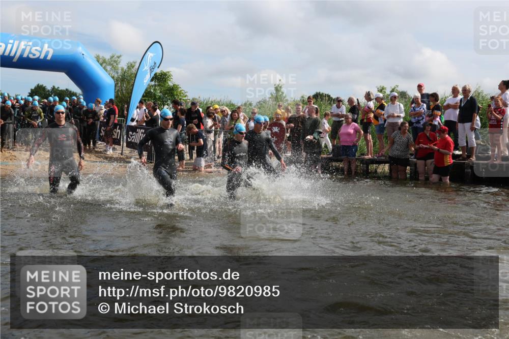 21.06.2026 - Viking Triathlon Michael Strokosch http://msf.ph/oto/9820985 21.06.2026 10:03:15 Schwimmen 49, 58, 68, 170, 200, 202, 208, 348, 352, 356, 404, 419, 455, 467, 487 meine-sportfotos.de