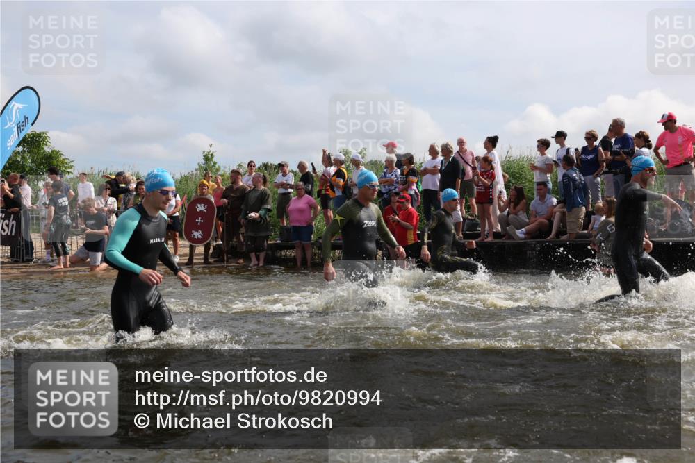 21.06.2026 - Viking Triathlon Michael Strokosch http://msf.ph/oto/9820994 21.06.2026 10:03:21 Schwimmen 58, 68, 118, 170, 202, 208, 328, 352, 364, 419, 455, 467, 487, 556, 667 meine-sportfotos.de