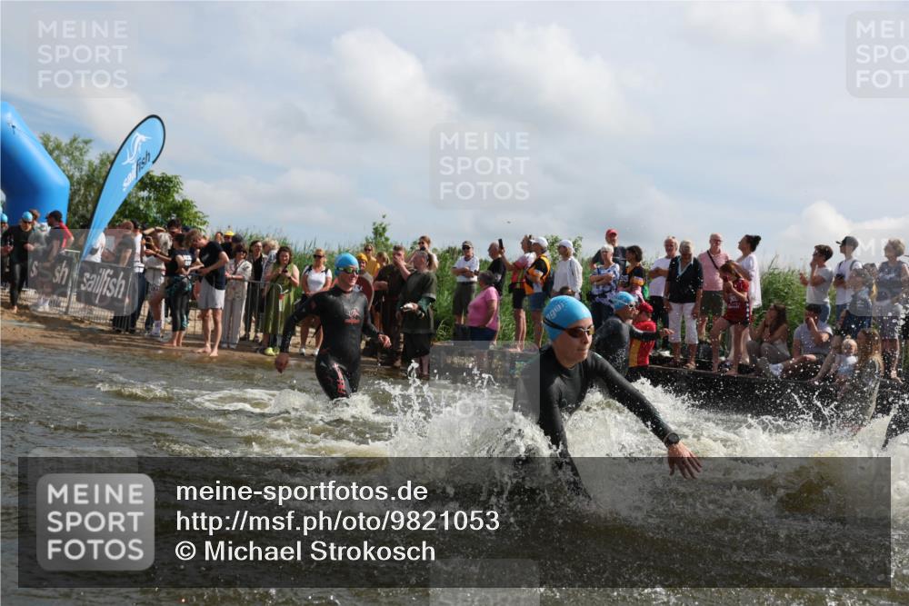 21.06.2026 - Viking Triathlon Michael Strokosch http://msf.ph/oto/9821053 21.06.2026 10:03:45 Schwimmen 137, 144, 229, 267, 287, 291, 323, 339, 340, 436, 450, 458, 521, 559, 649 meine-sportfotos.de