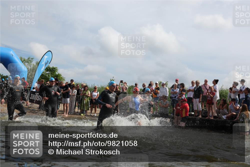 21.06.2026 - Viking Triathlon Michael Strokosch http://msf.ph/oto/9821058 21.06.2026 10:03:50 Schwimmen 137, 144, 267, 268, 287, 291, 339, 436, 450, 521, 531, 552, 554, 608, 649 meine-sportfotos.de