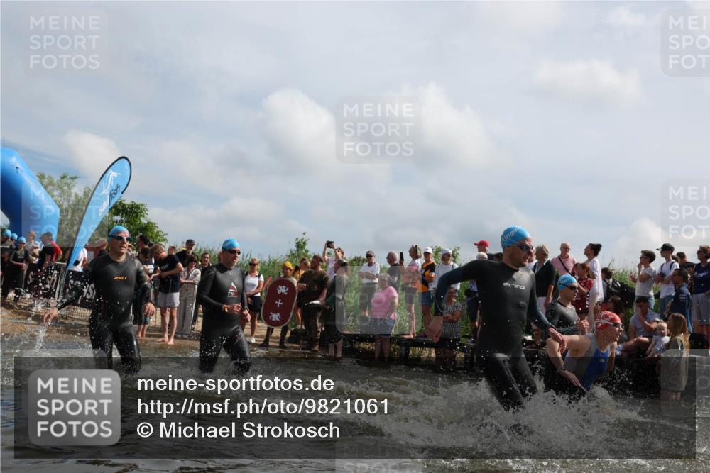 21.06.2026 - Viking Triathlon Michael Strokosch http://msf.ph/oto/9821061 21.06.2026 10:03:51 Schwimmen 137, 144, 267, 268, 287, 291, 339, 436, 450, 521, 531, 552, 554, 608, 649 meine-sportfotos.de