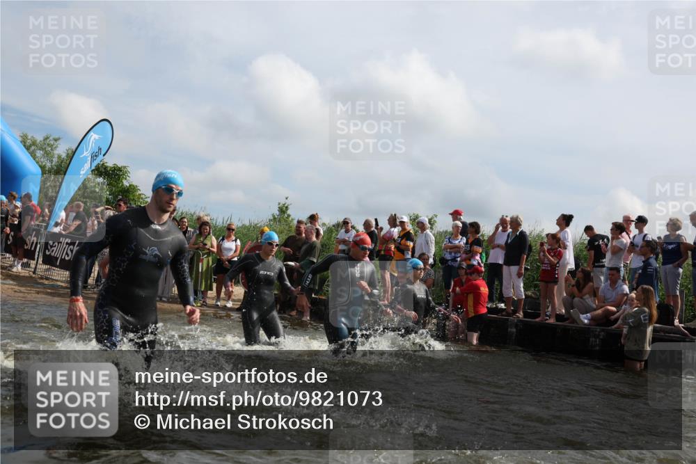 21.06.2026 - Viking Triathlon Michael Strokosch http://msf.ph/oto/9821073 21.06.2026 10:03:56 Schwimmen 122, 266, 267, 268, 287, 291, 339, 384, 460, 531, 552, 554, 608, 645, 649 meine-sportfotos.de