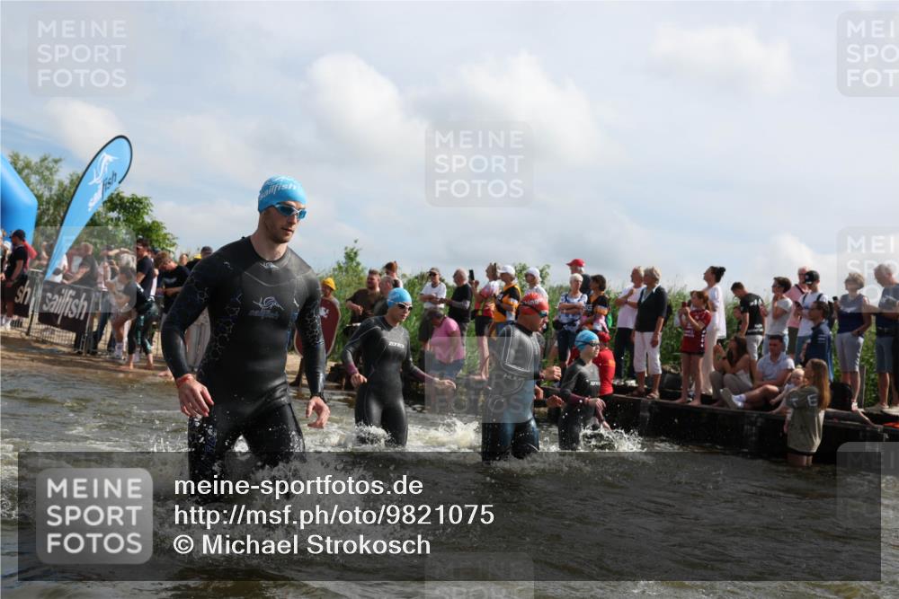 21.06.2026 - Viking Triathlon Michael Strokosch http://msf.ph/oto/9821075 21.06.2026 10:03:57 Schwimmen 122, 266, 268, 287, 291, 339, 384, 460, 531, 552, 554, 608, 645, 649 meine-sportfotos.de