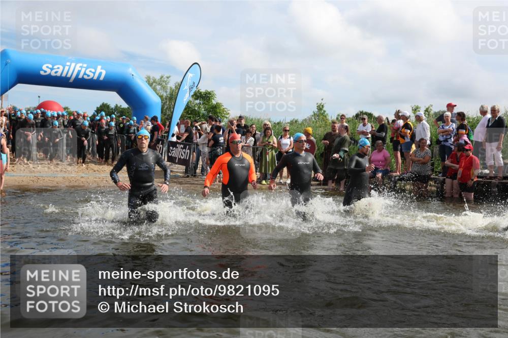 21.06.2026 - Viking Triathlon Michael Strokosch http://msf.ph/oto/9821095 21.06.2026 10:04:06 Schwimmen 122, 195, 197, 243, 266, 269, 279, 333, 384, 397, 400, 460, 496, 645, 654 meine-sportfotos.de