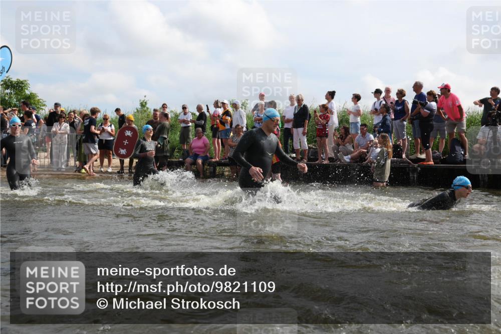 21.06.2026 - Viking Triathlon Michael Strokosch http://msf.ph/oto/9821109 21.06.2026 10:04:11 Schwimmen 195, 197, 227, 239, 243, 269, 279, 333, 377, 397, 400, 496, 526, 654, 666 meine-sportfotos.de