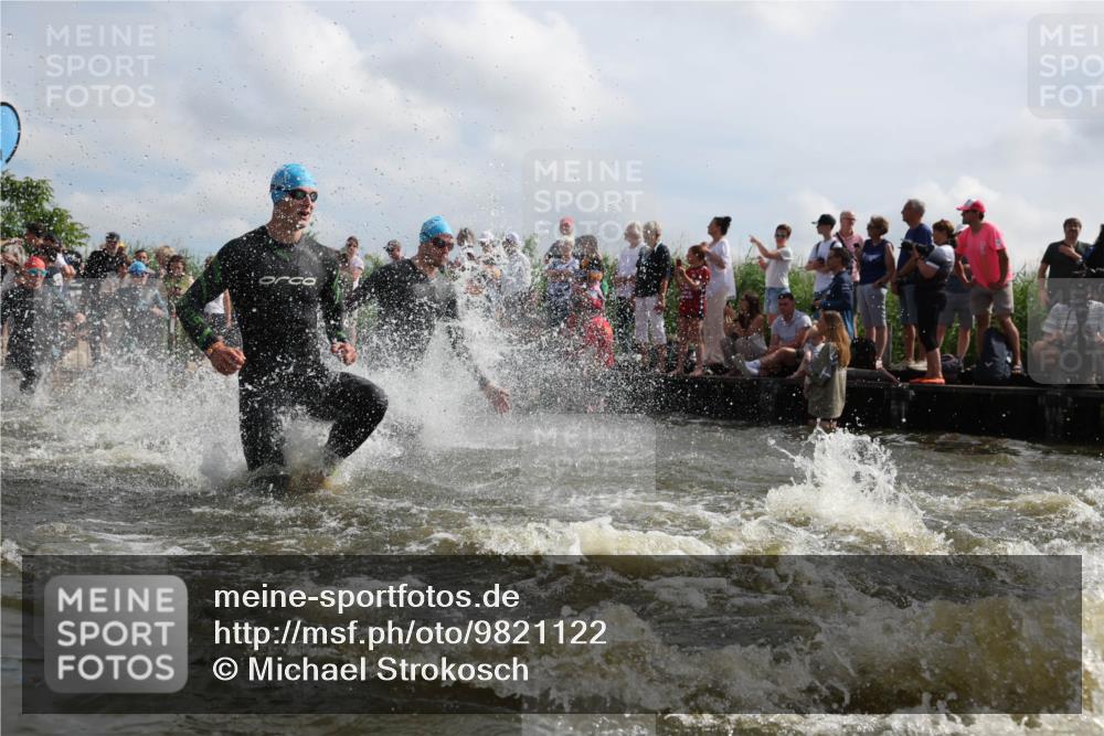 21.06.2026 - Viking Triathlon Michael Strokosch http://msf.ph/oto/9821122 21.06.2026 10:04:15 Schwimmen 96, 205, 213, 227, 239, 243, 256, 269, 377, 397, 400, 411, 496, 526, 666 meine-sportfotos.de