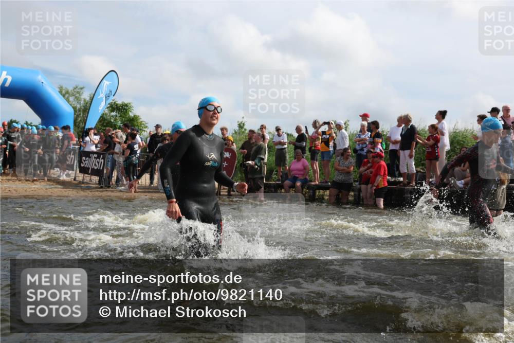 21.06.2026 - Viking Triathlon Michael Strokosch http://msf.ph/oto/9821140 21.06.2026 10:04:21 Schwimmen 96, 132, 179, 205, 213, 227, 239, 241, 256, 377, 411, 526, 602, 614, 666 meine-sportfotos.de