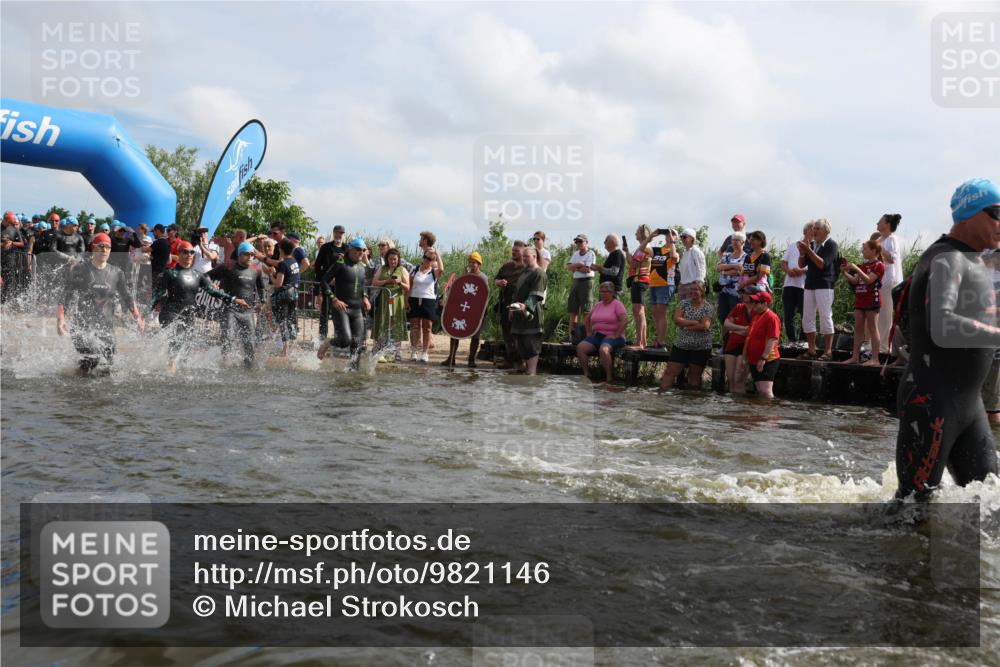 21.06.2026 - Viking Triathlon Michael Strokosch http://msf.ph/oto/9821146 21.06.2026 10:04:24 Schwimmen 96, 125, 132, 179, 205, 213, 241, 256, 377, 398, 411, 465, 590, 602, 614, 658 meine-sportfotos.de
