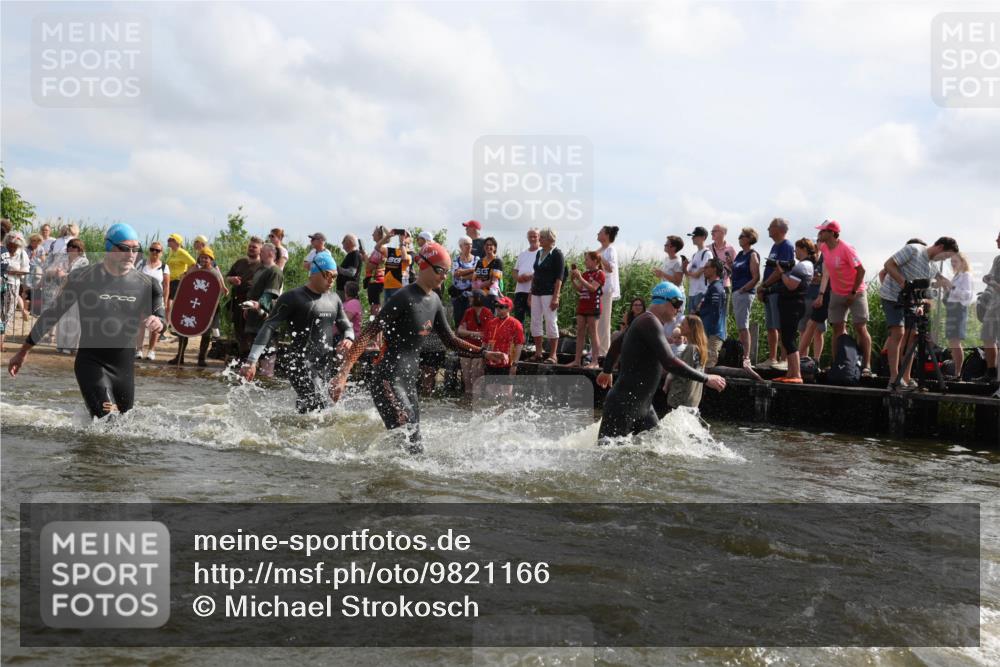 21.06.2026 - Viking Triathlon Michael Strokosch http://msf.ph/oto/9821166 21.06.2026 10:04:32 Schwimmen 125, 132, 167, 179, 241, 358, 398, 425, 465, 473, 590, 602, 614, 647, 658 meine-sportfotos.de