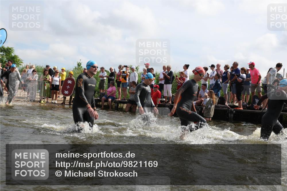 21.06.2026 - Viking Triathlon Michael Strokosch http://msf.ph/oto/9821169 21.06.2026 10:04:33 Schwimmen 125, 132, 167, 232, 241, 349, 358, 398, 425, 465, 473, 590, 647, 658 meine-sportfotos.de
