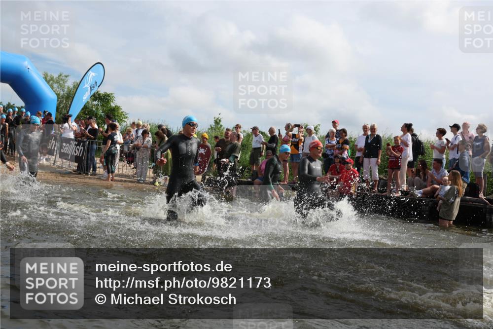 21.06.2026 - Viking Triathlon Michael Strokosch http://msf.ph/oto/9821173 21.06.2026 10:04:36 Schwimmen 63, 125, 167, 231, 232, 349, 358, 398, 425, 465, 473, 484, 511, 590, 647, 658 meine-sportfotos.de