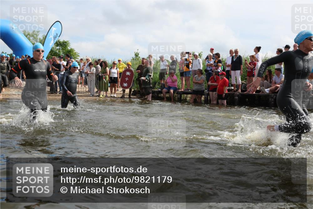 21.06.2026 - Viking Triathlon Michael Strokosch http://msf.ph/oto/9821179 21.06.2026 10:04:38 Schwimmen 44, 63, 125, 150, 167, 231, 232, 247, 349, 358, 398, 425, 465, 473, 484, 511, 590, 647 meine-sportfotos.de