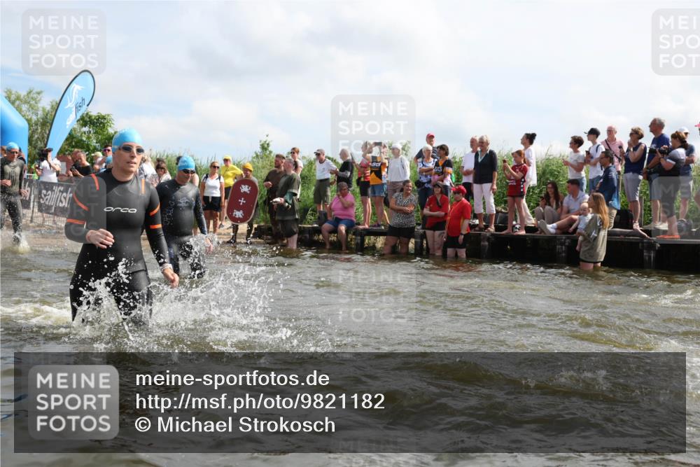 21.06.2026 - Viking Triathlon Michael Strokosch http://msf.ph/oto/9821182 21.06.2026 10:04:38 Schwimmen 44, 63, 125, 150, 167, 231, 232, 247, 349, 358, 398, 425, 465, 473, 484, 511, 590, 647 meine-sportfotos.de
