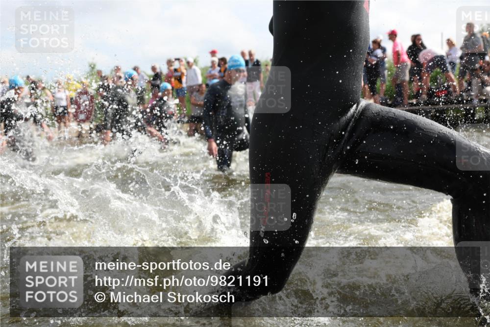 21.06.2026 - Viking Triathlon Michael Strokosch http://msf.ph/oto/9821191 21.06.2026 10:04:41 Schwimmen 44, 63, 150, 167, 231, 232, 247, 349, 355, 358, 425, 473, 484, 511, 647 meine-sportfotos.de