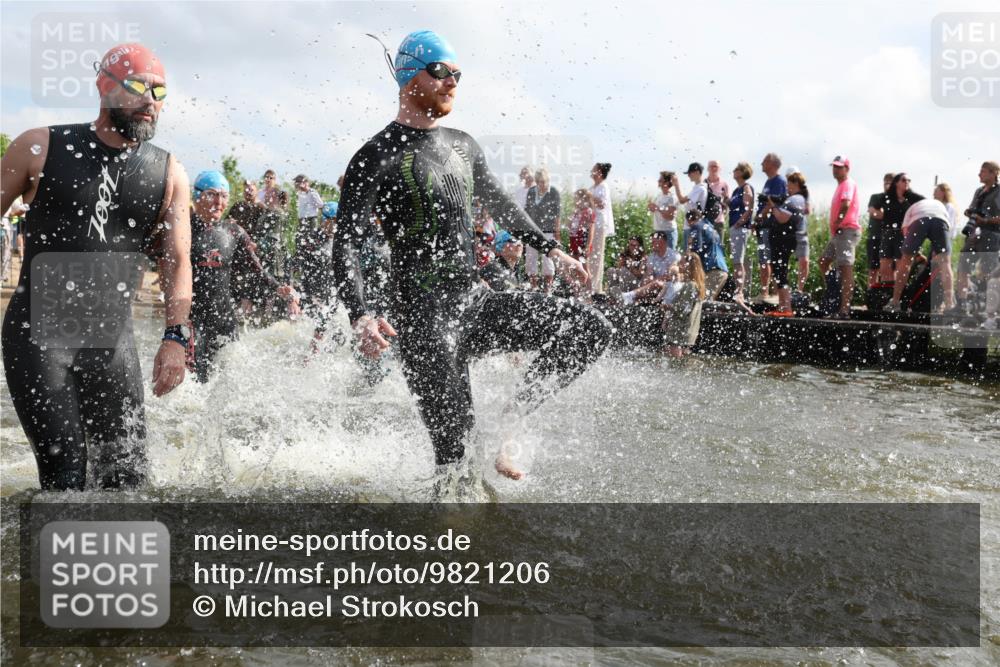 21.06.2026 - Viking Triathlon Michael Strokosch http://msf.ph/oto/9821206 21.06.2026 10:04:51 Schwimmen 22, 34, 44, 150, 175, 214, 247, 286, 351, 353, 355, 456, 492, 508 meine-sportfotos.de