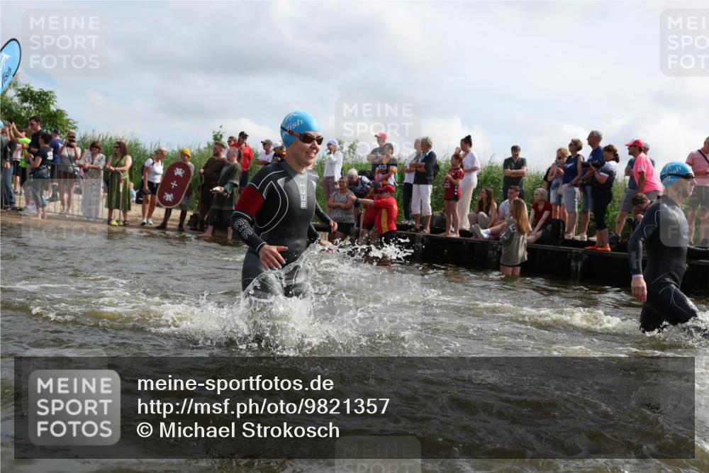 21.06.2026 - Viking Triathlon Michael Strokosch http://msf.ph/oto/9821357 21.06.2026 10:06:04 Schwimmen 91, 93, 147, 173, 185, 259, 261, 273, 405, 443 meine-sportfotos.de