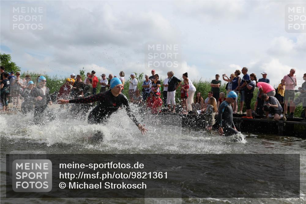 21.06.2026 - Viking Triathlon Michael Strokosch http://msf.ph/oto/9821361 21.06.2026 10:06:06 Schwimmen 91, 93, 147, 153, 162, 173, 185, 259, 261, 273, 368, 405, 443, 479, 541 meine-sportfotos.de