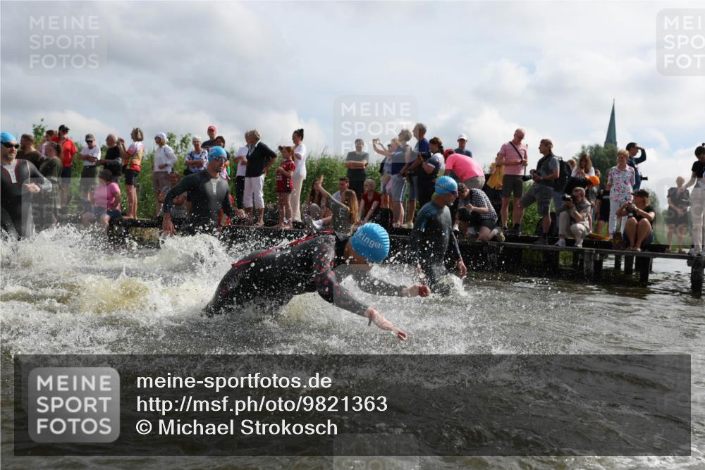 21.06.2026 - Viking Triathlon Michael Strokosch http://msf.ph/oto/9821363 21.06.2026 10:06:07 Schwimmen 91, 93, 147, 153, 162, 173, 185, 259, 261, 273, 368, 405, 443, 479, 541 meine-sportfotos.de