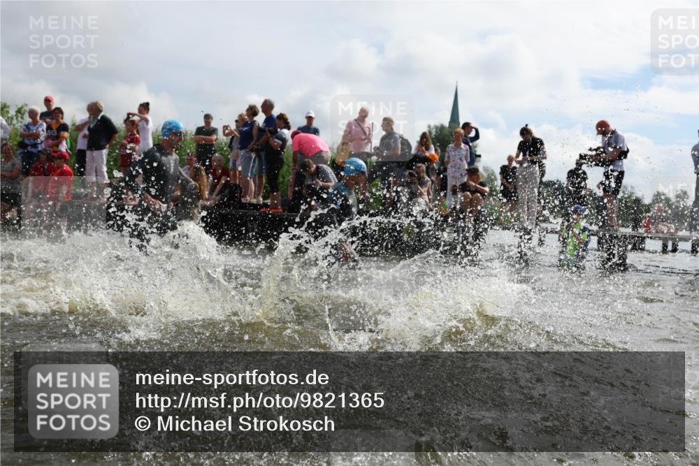 21.06.2026 - Viking Triathlon Michael Strokosch http://msf.ph/oto/9821365 21.06.2026 10:06:07 Schwimmen 91, 93, 147, 153, 162, 173, 185, 259, 261, 273, 368, 405, 443, 479, 541 meine-sportfotos.de