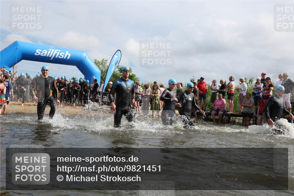 21.06.2026 - Viking Triathlon Michael Strokosch http://msf.ph/oto/9821451 21.06.2026 10:07:02 Schwimmen 37, 54, 60, 69, 94, 123, 307, 314, 329, 345, 369, 449, 609, 615, 668 meine-sportfotos.de