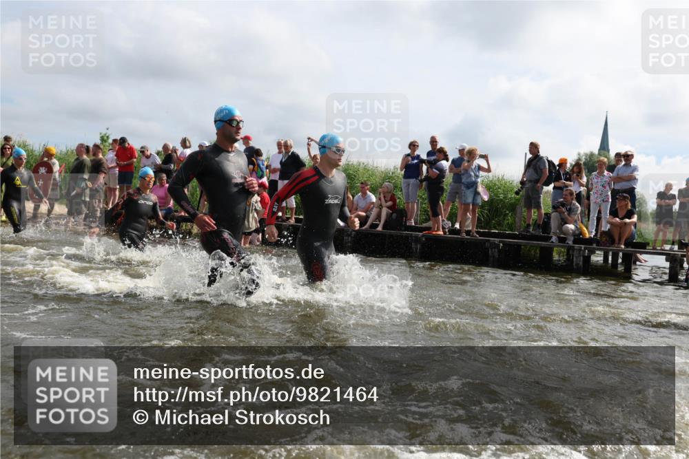 21.06.2026 - Viking Triathlon Michael Strokosch http://msf.ph/oto/9821464 21.06.2026 10:07:07 Schwimmen 37, 60, 69, 94, 123, 135, 289, 307, 314, 329, 345, 369, 470, 523, 555 meine-sportfotos.de