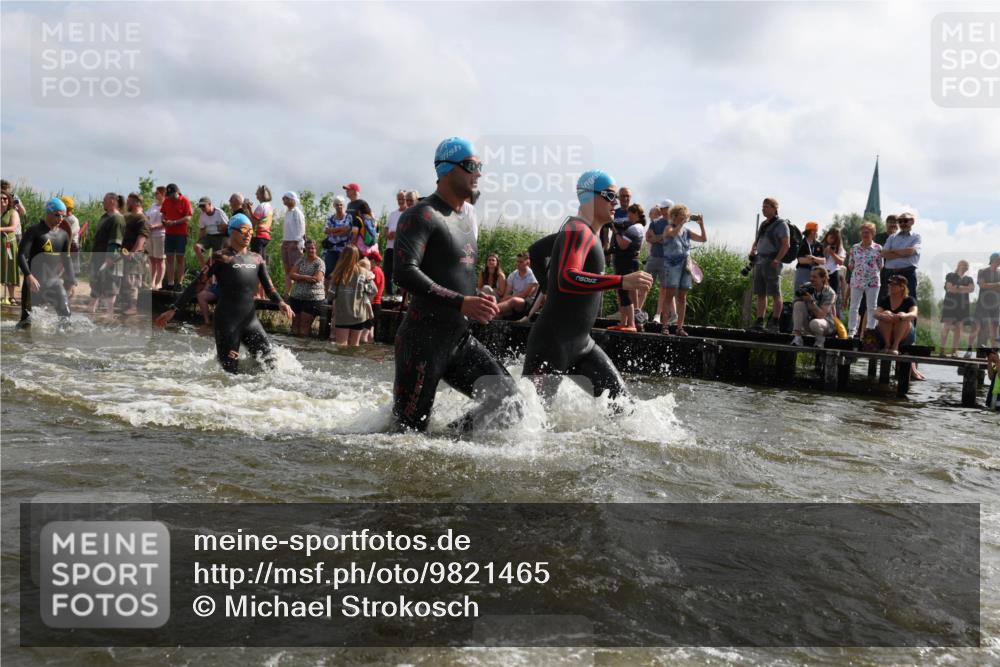 21.06.2026 - Viking Triathlon Michael Strokosch http://msf.ph/oto/9821465 21.06.2026 10:07:07 Schwimmen 37, 60, 69, 94, 123, 135, 289, 307, 314, 329, 345, 369, 470, 523, 555 meine-sportfotos.de