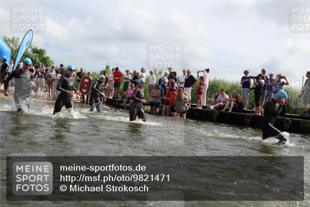 21.06.2026 - Viking Triathlon Michael Strokosch http://msf.ph/oto/9821471 21.06.2026 10:07:11 Schwimmen 37, 69, 116, 135, 289, 307, 329, 369, 390, 470, 483, 523, 555, 574, 662 meine-sportfotos.de