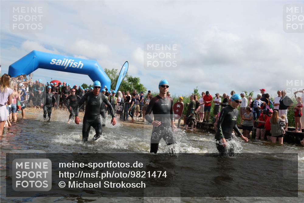 21.06.2026 - Viking Triathlon Michael Strokosch http://msf.ph/oto/9821474 21.06.2026 10:07:13 Schwimmen 37, 69, 116, 135, 289, 307, 329, 369, 390, 470, 483, 523, 555, 574, 662 meine-sportfotos.de
