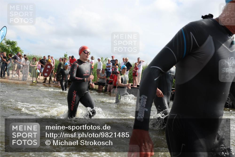21.06.2026 - Viking Triathlon Michael Strokosch http://msf.ph/oto/9821485 21.06.2026 10:07:17 Schwimmen 115, 116, 135, 163, 209, 289, 390, 401, 469, 470, 483, 523, 555, 574, 662 meine-sportfotos.de